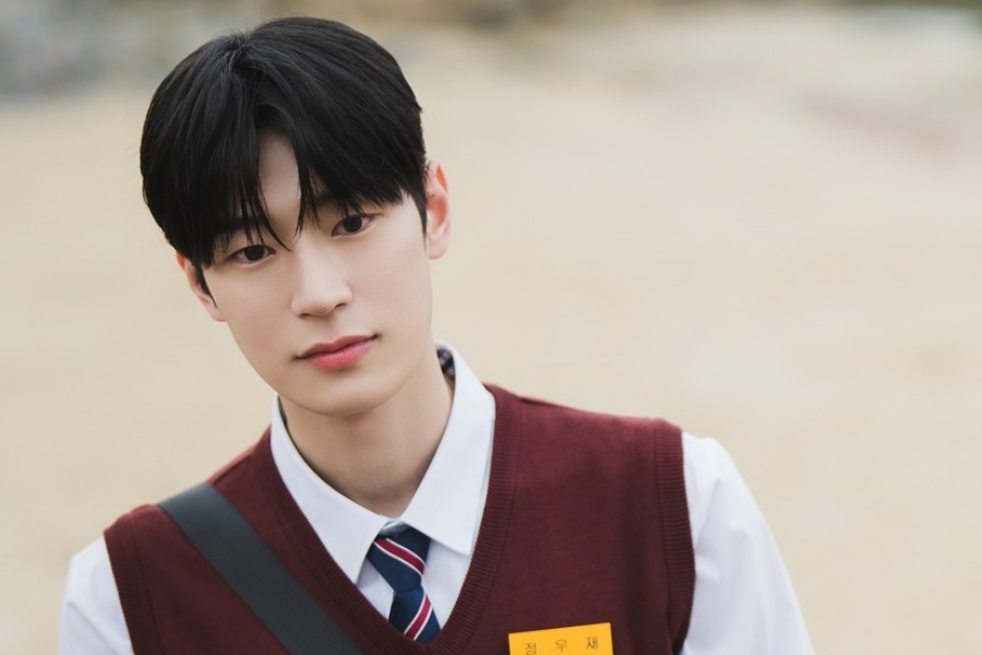 Park Seo Ham Becomes A Bodyguard For His First Love Kim Ji Yeon In “Dive Into You”