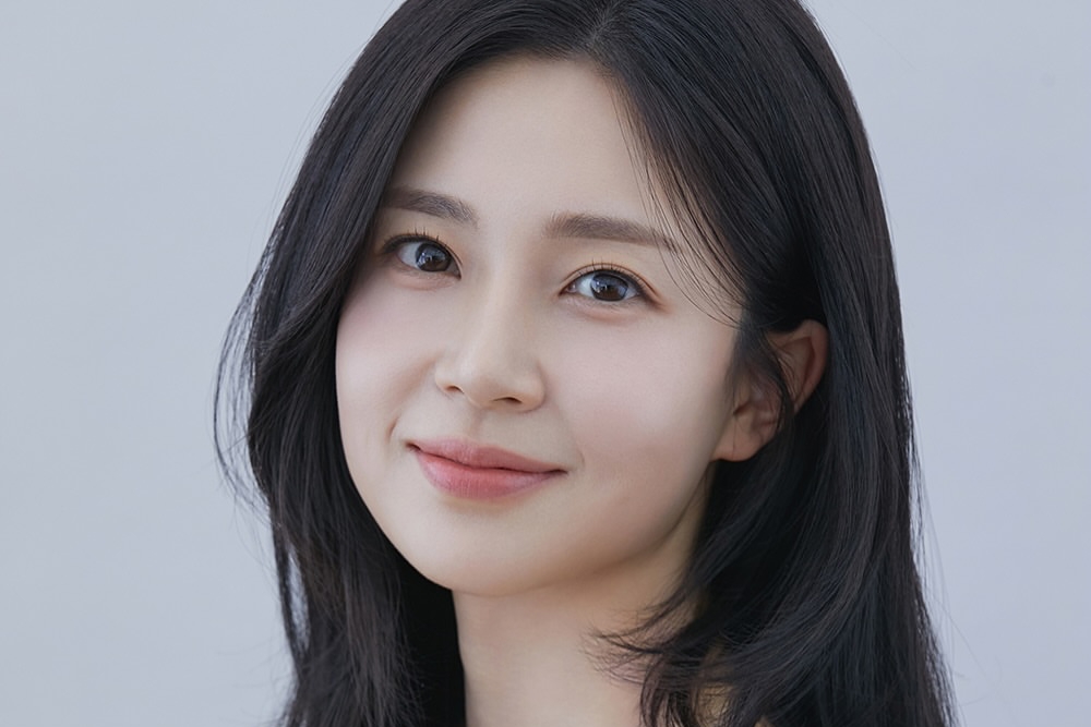 Baek Jin Hee To Get Married In January