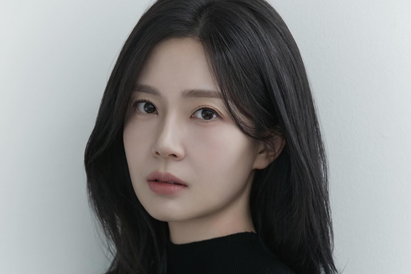 Baek Jin Hee Pens Letter To Fans Following Marriage Announcement