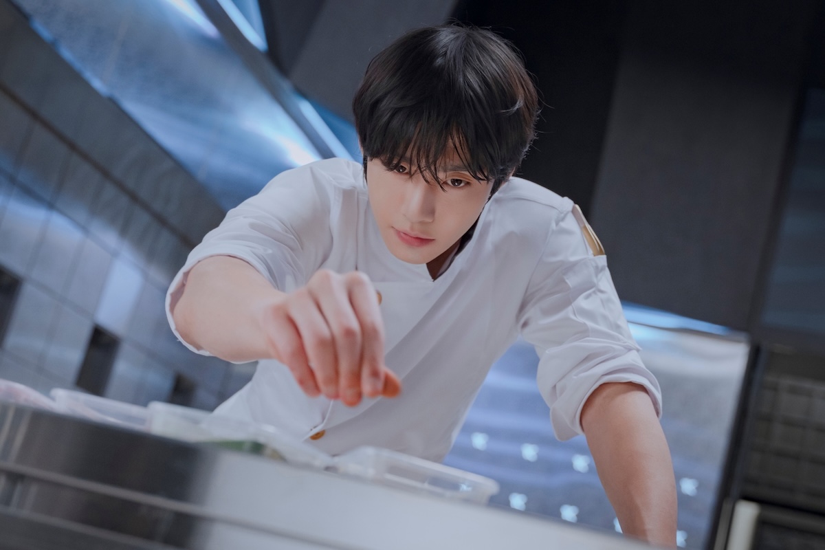 Ahn Hyo Seop’s Upcoming Drama “Final Table” Announces Premiere Date With First Stills