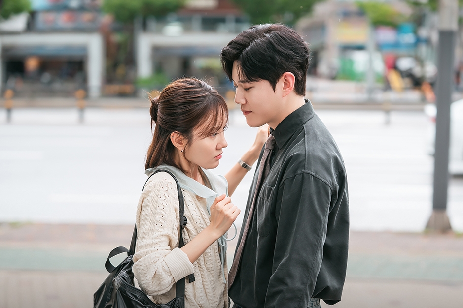 Jung Min Ah And Dong Ha Go From Bickering To Falling In Love In New Drama “Mission: Mompossible”