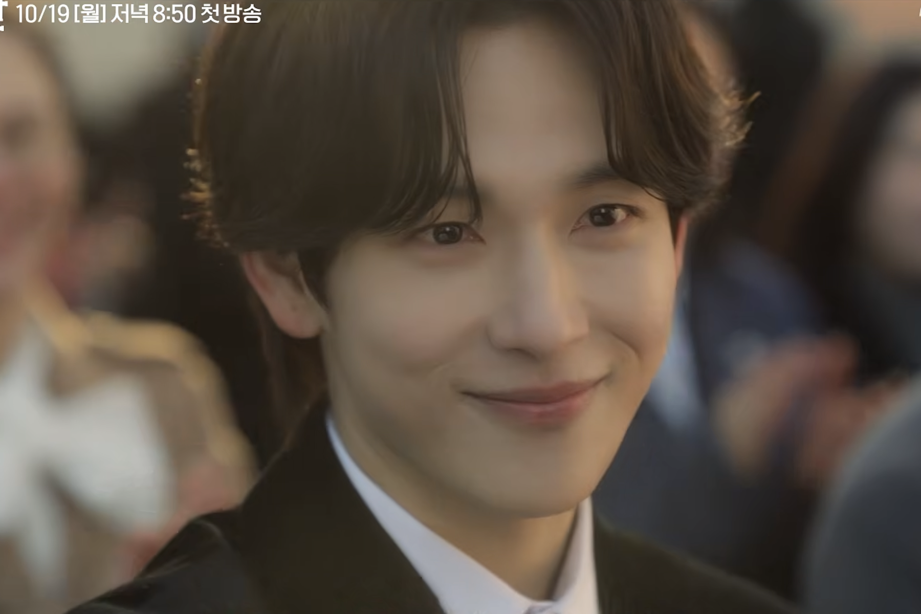 Watch: Yim Si Wan Hides His Prickly Personality Behind A Gentle Smile In “Love In Disguise” Teaser