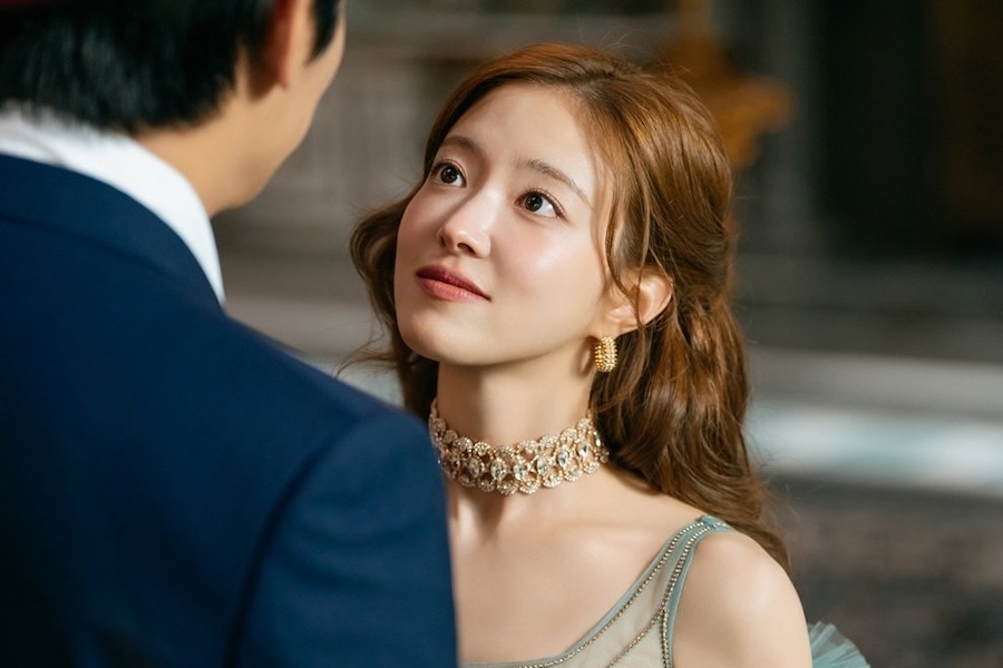 Lee Se Young Is Captivated By Dangerous Desire In New Drama “The Remarried Empress”