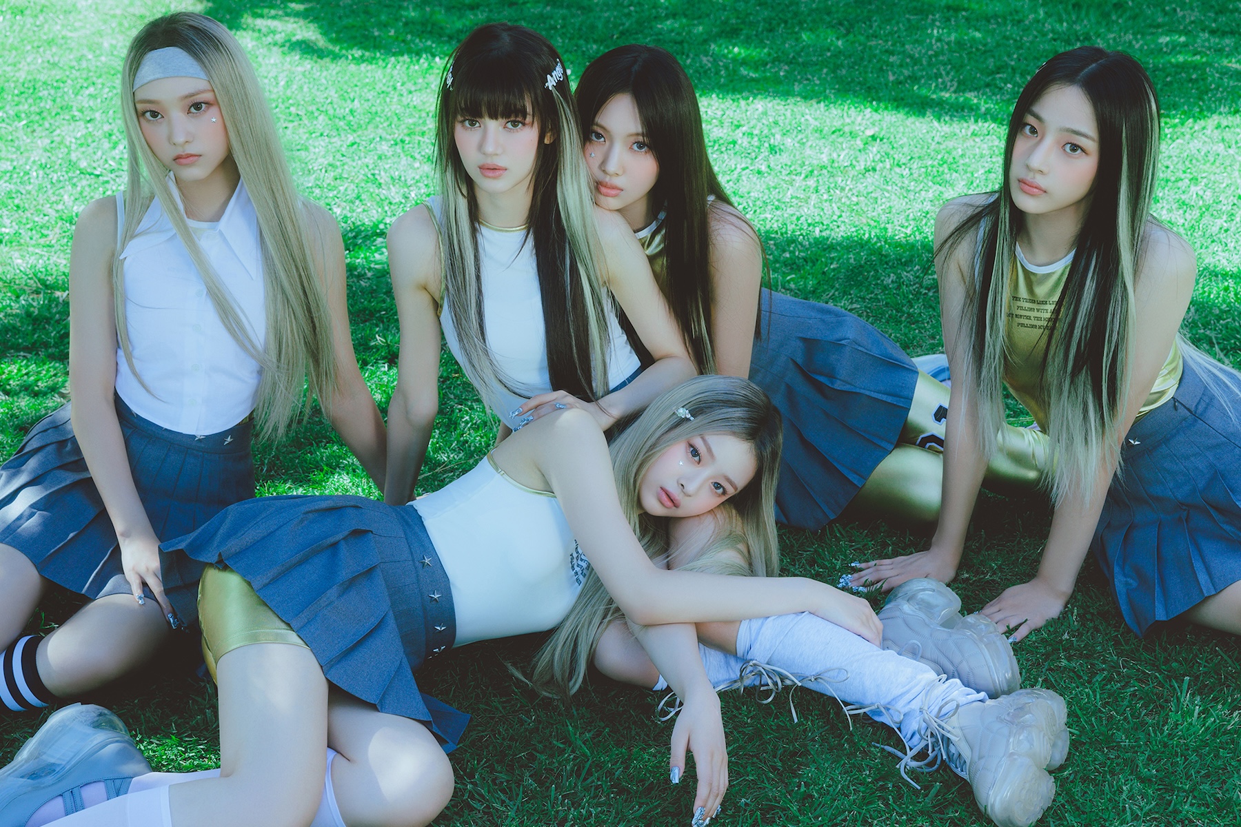 NewJeans’ “Super Shy” Becomes Their 2nd MV To Hit 300 Million Views