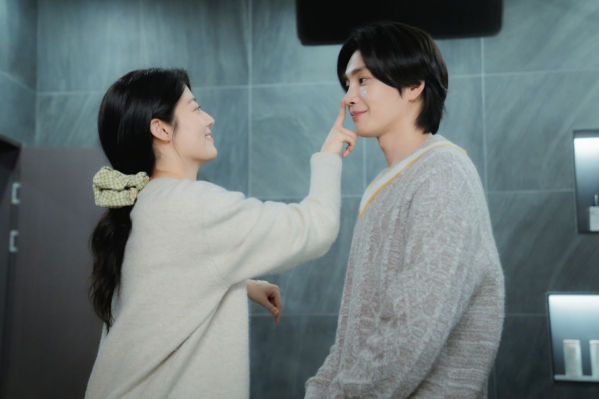 Nam Ji Hyun And Kim Jae Yeong Rate Their Chemistry In New Drama “Make Me Tingle”
