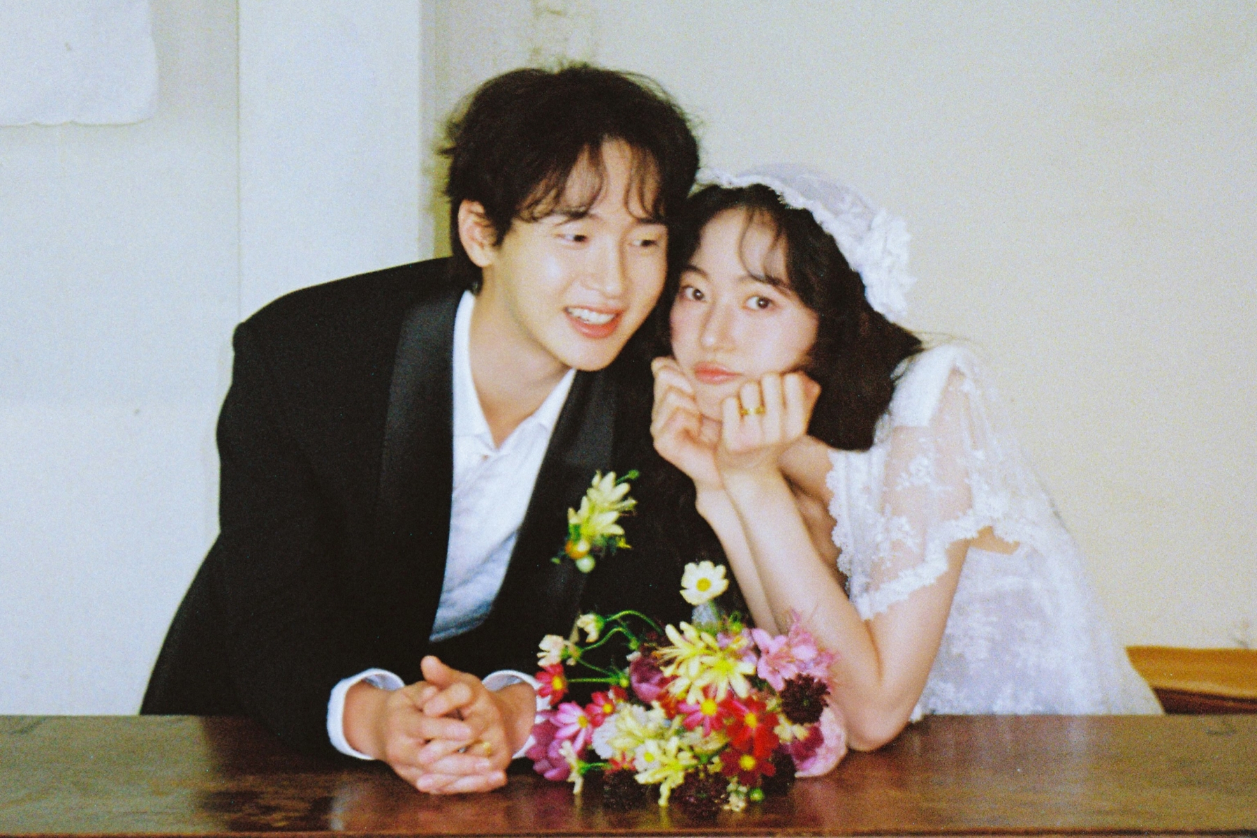 Jang Dong Yoon And Kim Seung Yoon Share Beautiful Wedding Photos