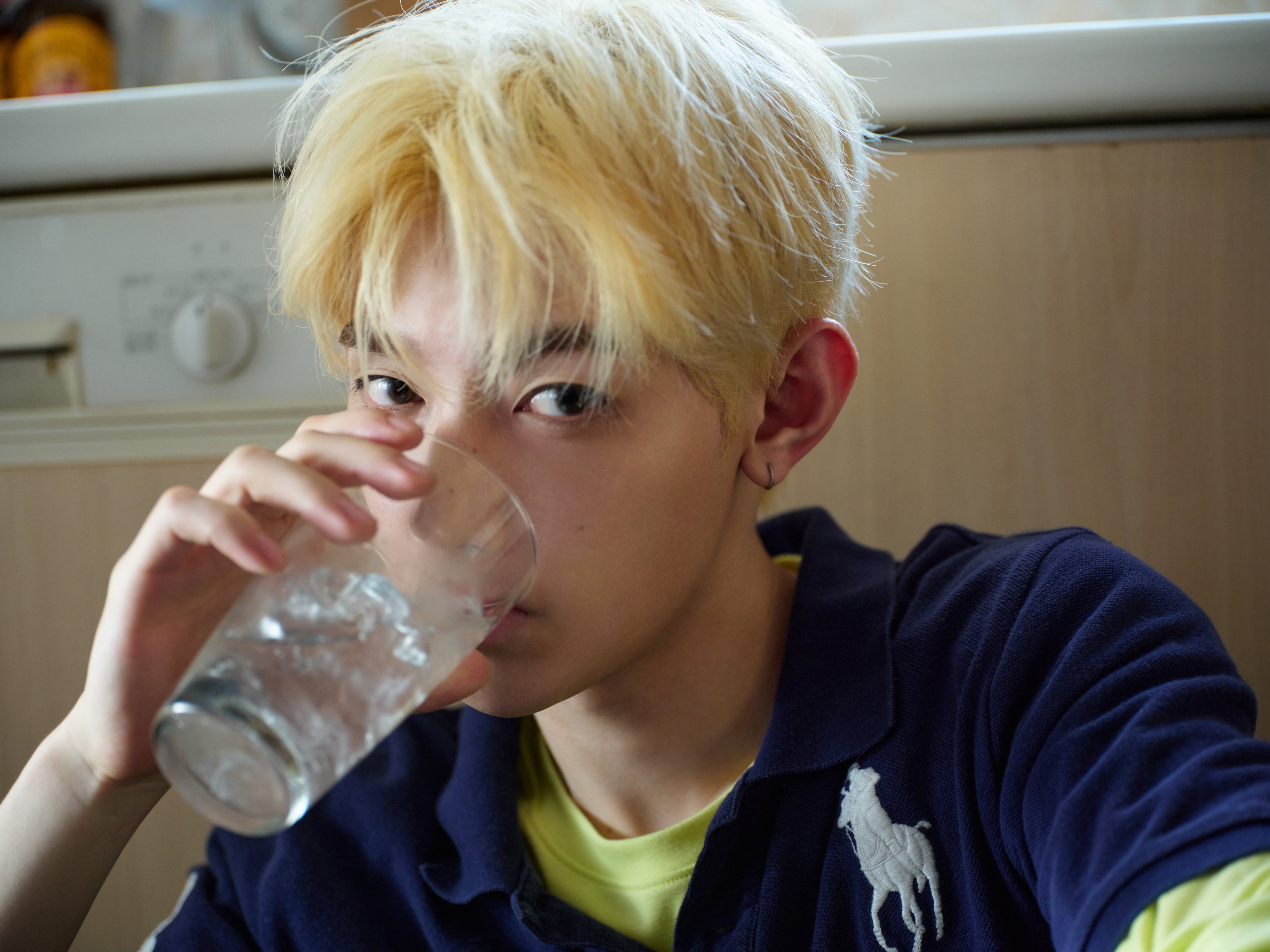 Gallery - Update: AND2BLE Drops New MV Teaser For "French Kissing" | Soompi - image 34