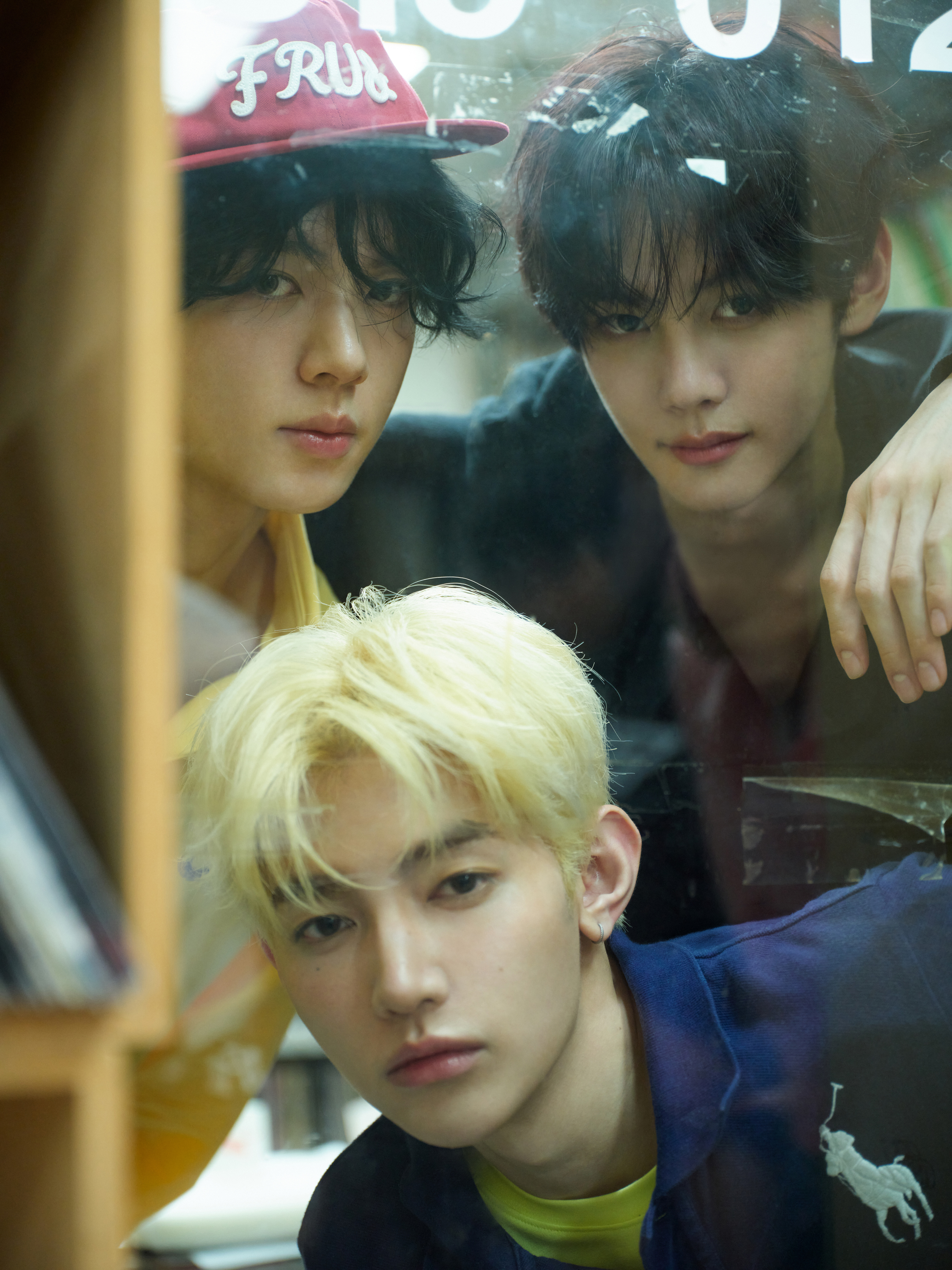 Gallery - Update: AND2BLE Drops New MV Teaser For "French Kissing" | Soompi - image 39