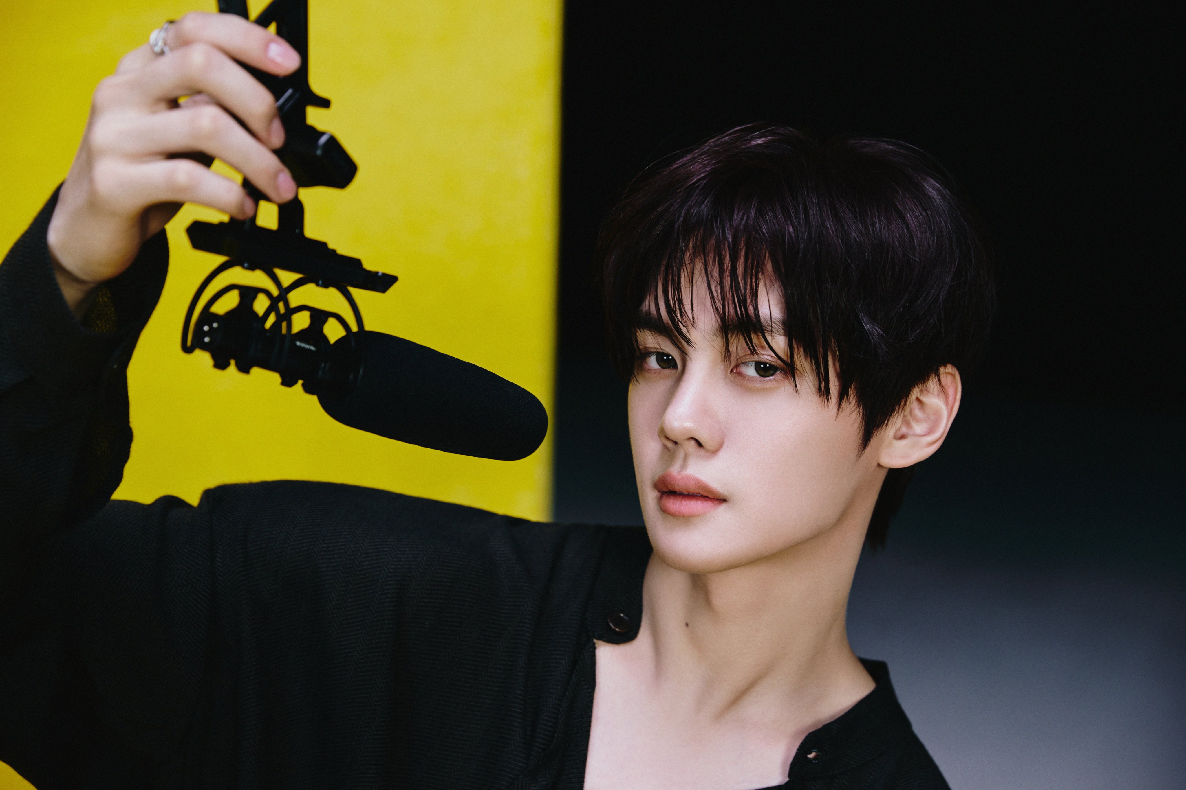 Gallery - Update: AND2BLE Drops New MV Teaser For "French Kissing" | Soompi - image 45