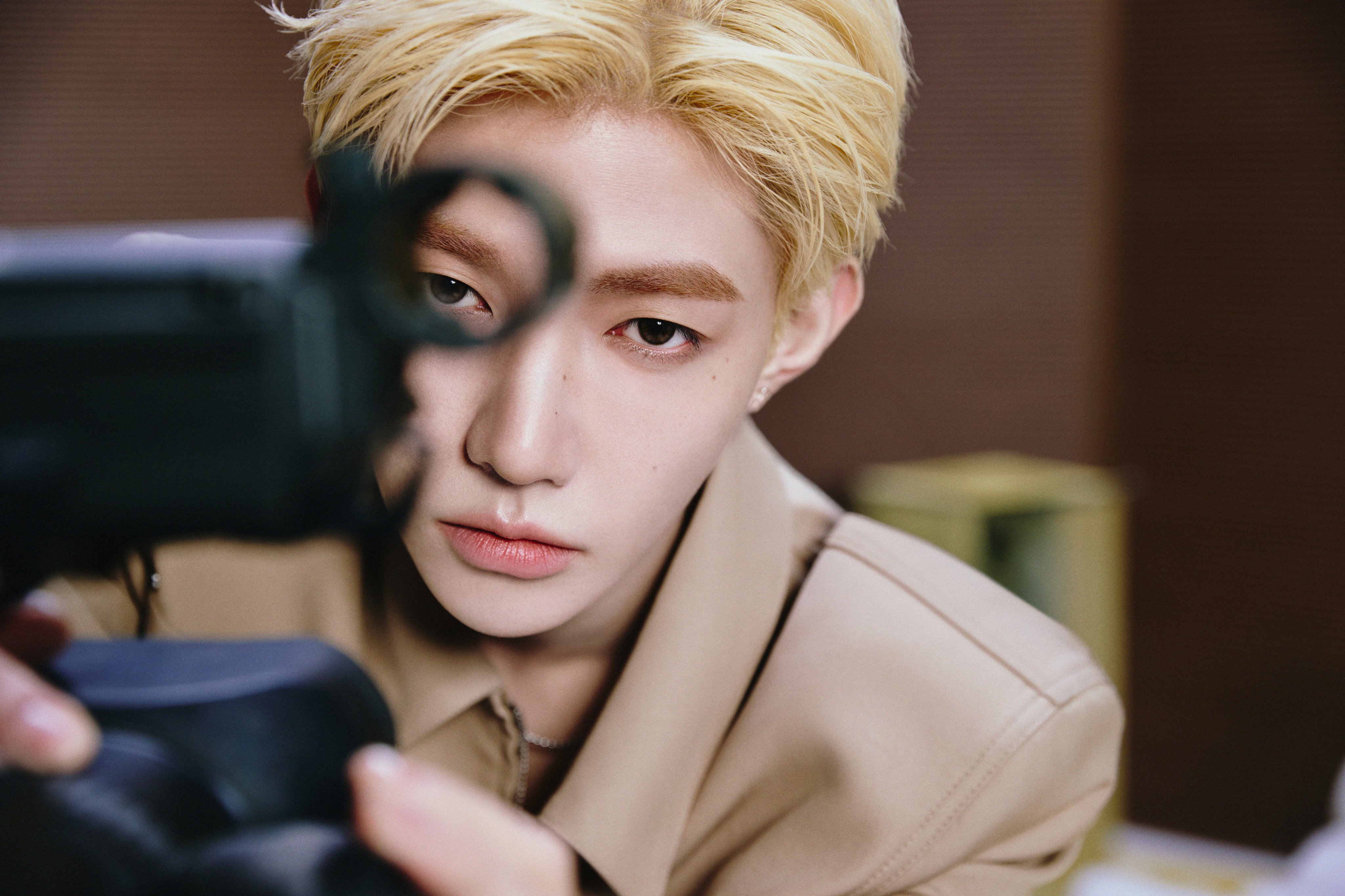 Gallery - Update: AND2BLE Drops New MV Teaser For "French Kissing" | Soompi
