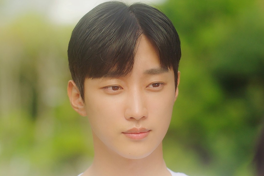 B1A4’s Jin Young Dishes On His Upcoming Drama “Summer Vacation,” Chemistry With Cho Yi Hyun, And More