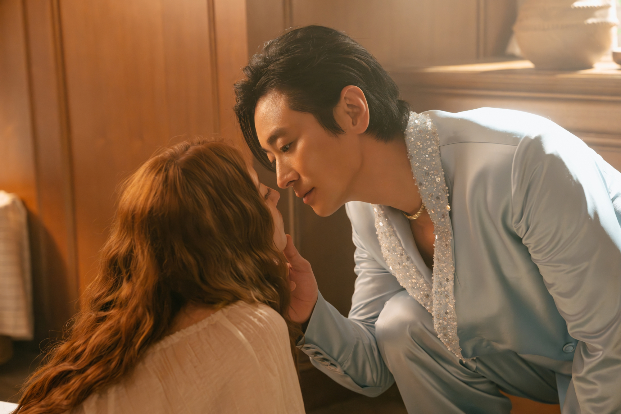 Shin Min Ah, Lee Se Young, Ju Ji Hoon, And Lee Jong Suk Face Off In The Imperial Palace In New Drama “The Remarried Empress”