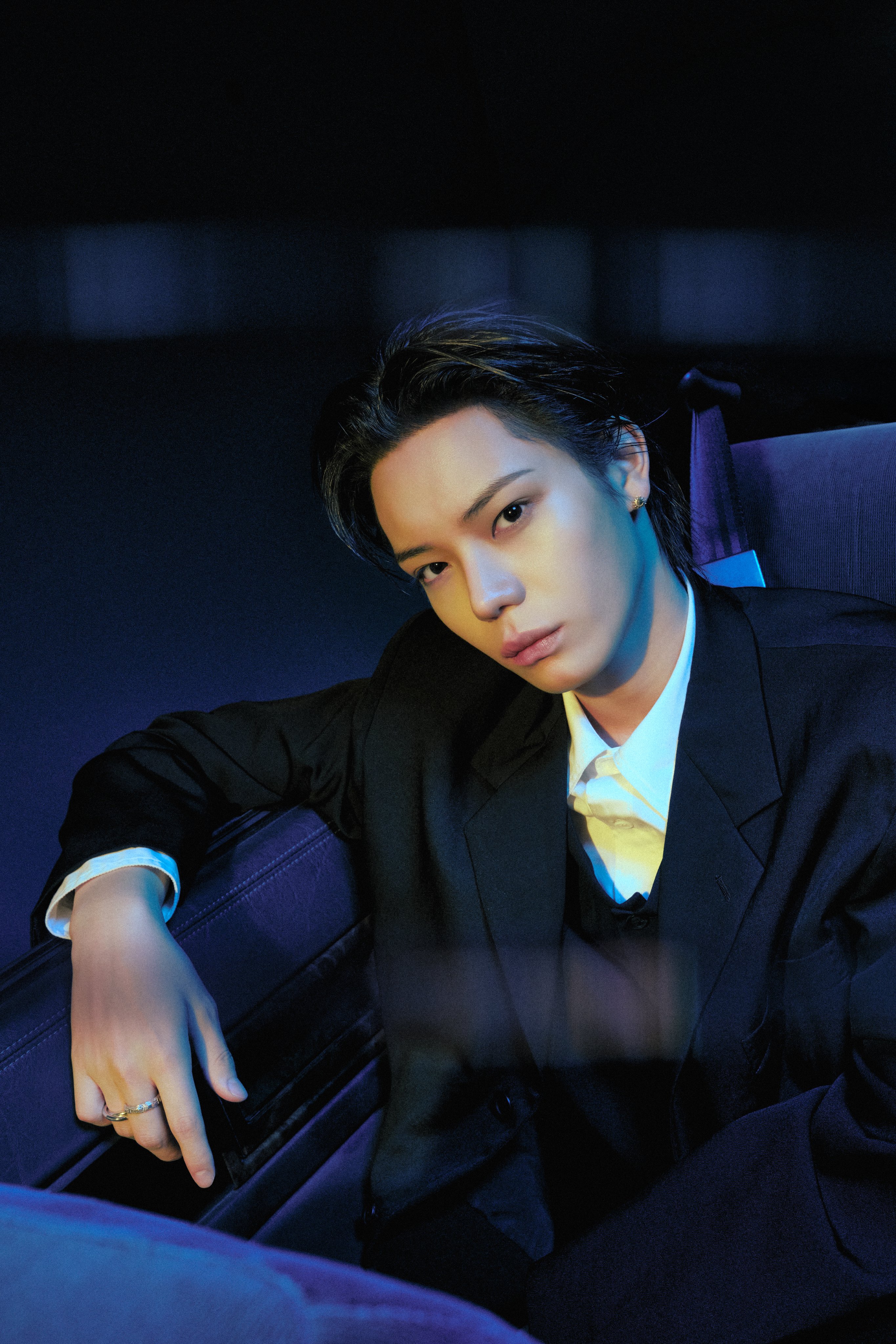 Gallery - Watch: LNGSHOT Paints A “Masterpiece” In New MV For Pre-Release Single | Soompi - image 27