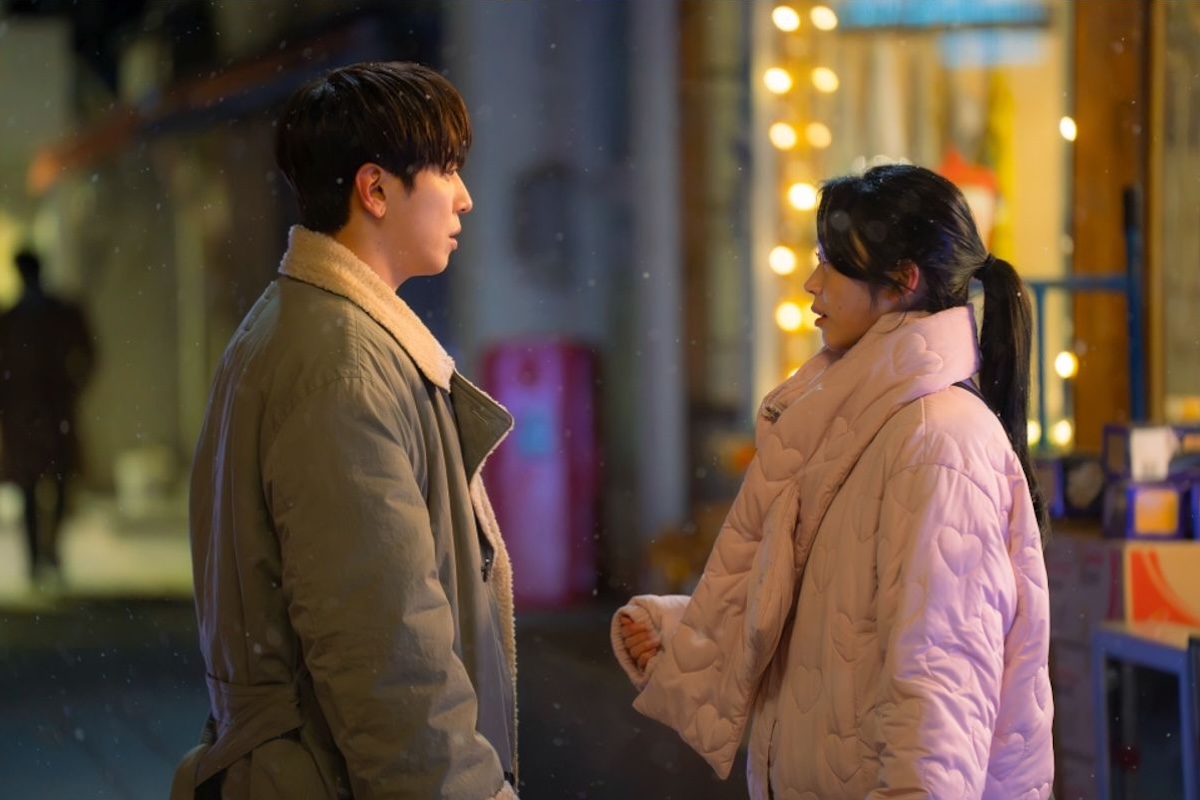 Jung Yong Hwa And Hong Seung Hee Showcase Perfect Romantic Chemistry In New Drama “Oh! My Guard”