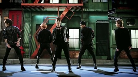 SHINee "Hello" MV Released