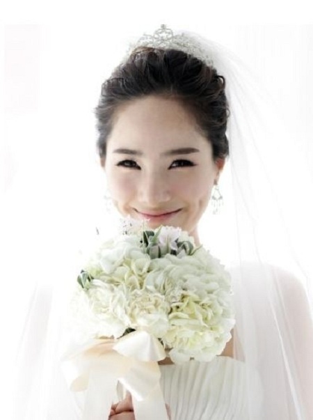 Former KARA Member Kim Sung Hee Ties the Knot!