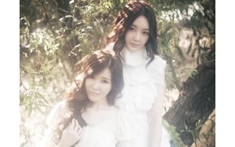 Davichi Releases Teaser Photo + Video of Their Mini Album "Love Delight "