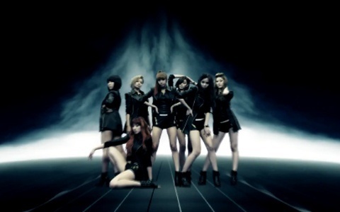 RaNia Releases Comeback Teaser for "Time To Rock Da Show"