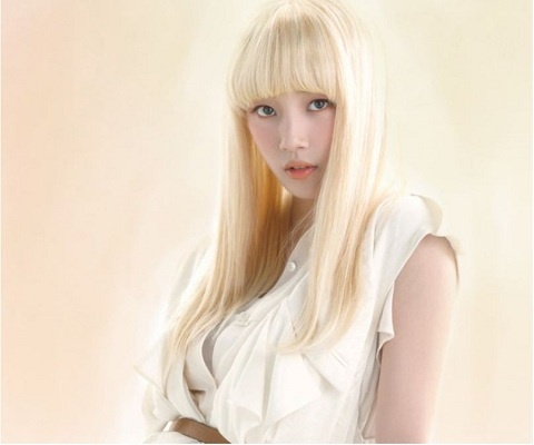 miss A’s Suzy Transforms into a Porcelain Doll!