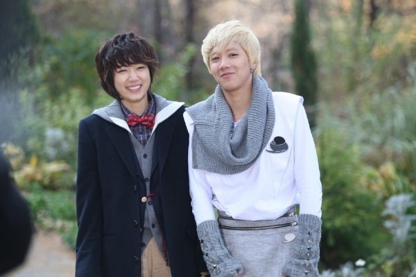 Lee Hong Ki Keeps His Promise to Park Shin Hye