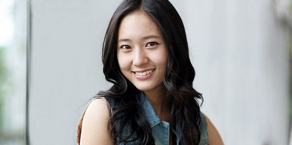 f(x) Krystal’s Childhood Photos Surface on the Web