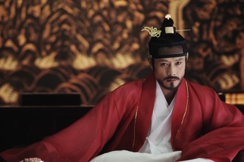Still Cuts of Lee Byung Hun in "King of Joseon"