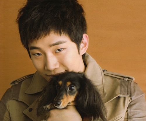 2PM’s Junho Volunteers in Ethiopia