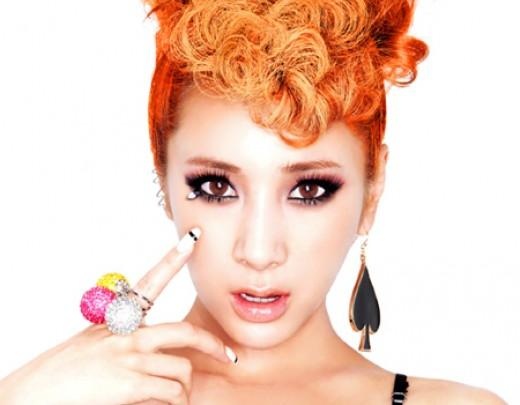 Seo In Young’s "Alice In Wonderland" Look!