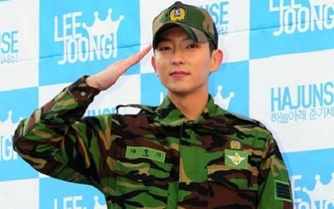 Lee Jun Ki Meets with Fans after Two Years