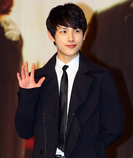 ZE:A’s Im Siwan Talks About Acting vs Singing