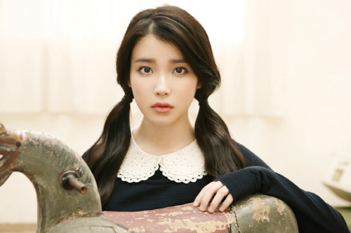 IU Reveals First Concept Photo for New Album | Soompi