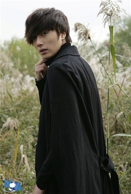 Jung Il Woo Cast as Lead in Upcoming Drama "49 Days"