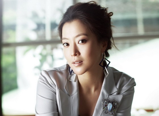 Kim Hee Sun Thought About Retiring Due to Rumors