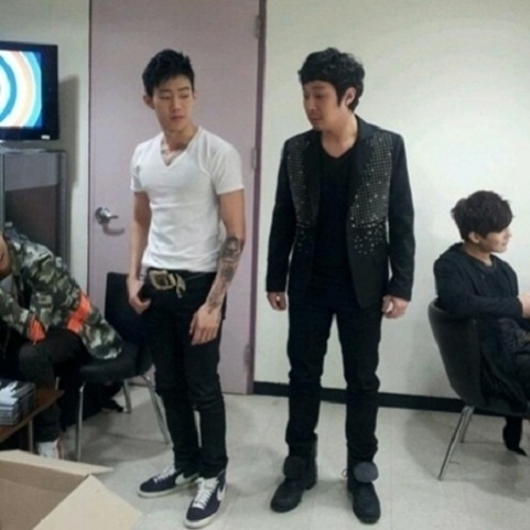Haha and Jay Park Share Awkward Tweets