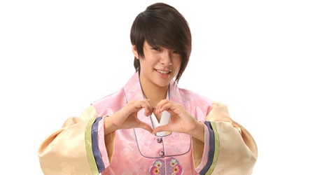 SM Representative Discloses Rumors of Amber Quitting f(x)