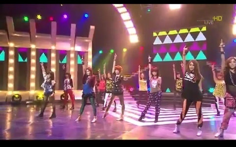 T-ara Performs "Lovey Dovey" Feat. Co-ed on Music Core