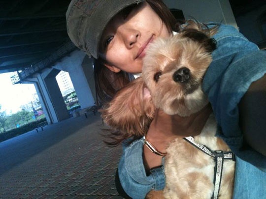Lee Hyori’s Lovely Date with Her Dog Soonshim