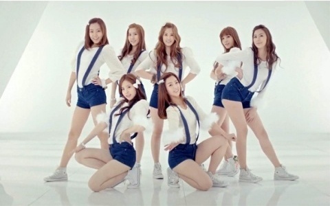 A Pink Performs "My My" Remix Ver. on Music Core