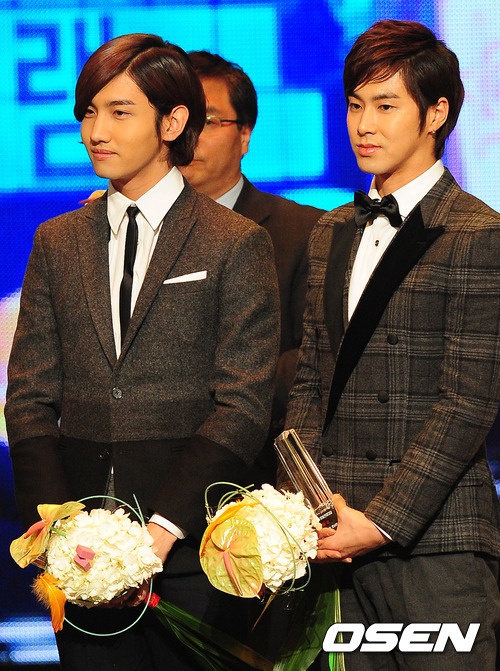 DBSK Will Broadcast Their Performance for Free to the Victims of the Japanese Tsunami
