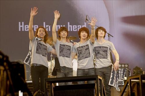 CN Blue to Perform at “MTV Unplugged Live”