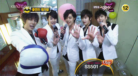 KBS Music Bank 06.04.10 Performances
