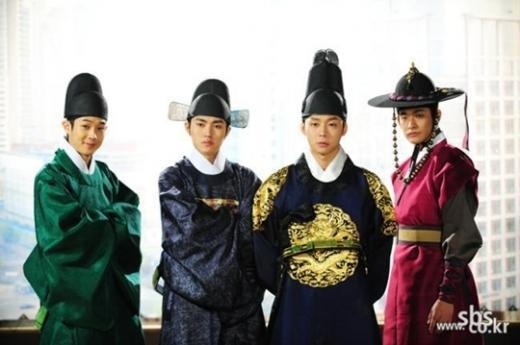 Park Yoochun Looking Like a Power Ranger?