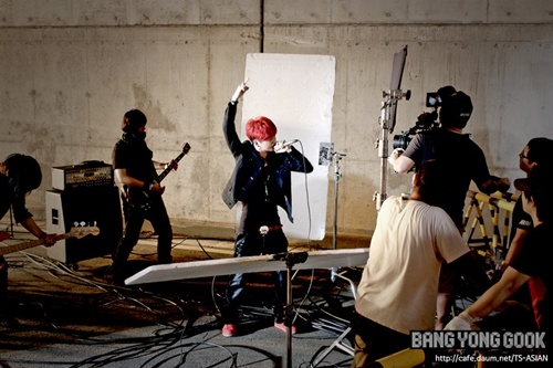 Bang Yong Guk Releases Making of "I Remember" MV