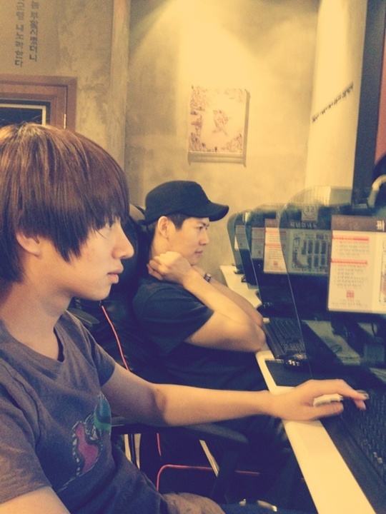 Super Junior’s Heechul Faces Mental Breakdown at a PC Bang?