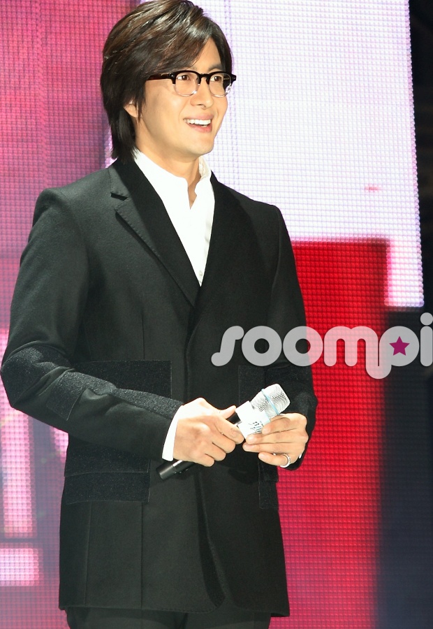 Responses to Korean Celebrity Donations