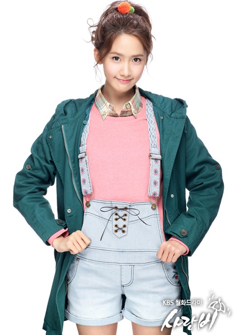 Girls’ Generation YoonA Immobilizes Streets of Insadong