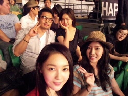Lim Soo Hyang and Other Actresses Attend SNSD’s Concert