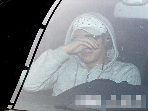 JYJ’s Park Yoo Chun Is Not Eating or Sleeping