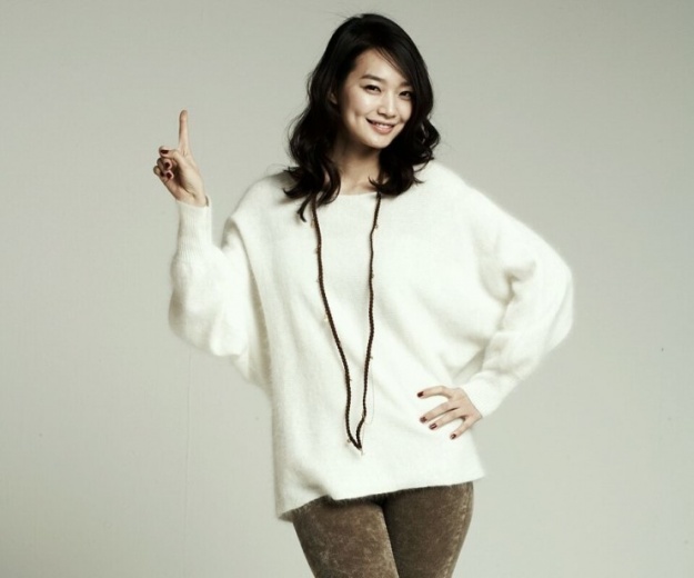 Shin Min Ah Heralds the Spring with Cosmetic Brand Hera