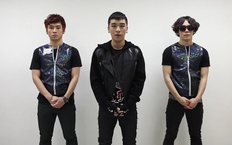 Seungri Teaches BIGBANG’s "Blue" Choreography